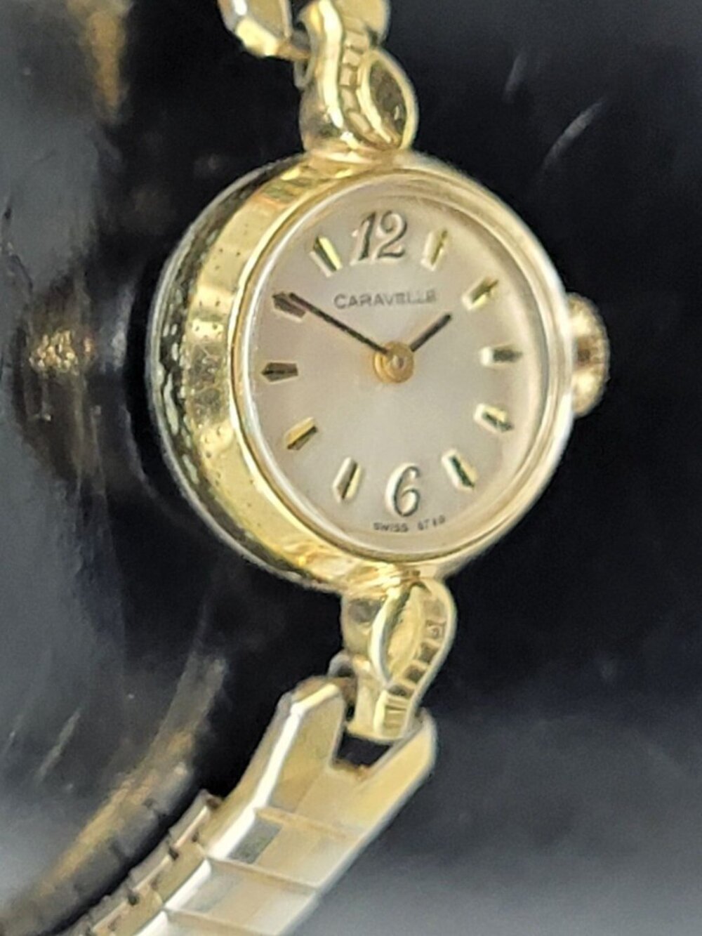 Vintage Caravelle Bulova Ladies Wind Up Watch 1980 P0 Two Tone 17J Swiss Runs - Picture 14 of 15